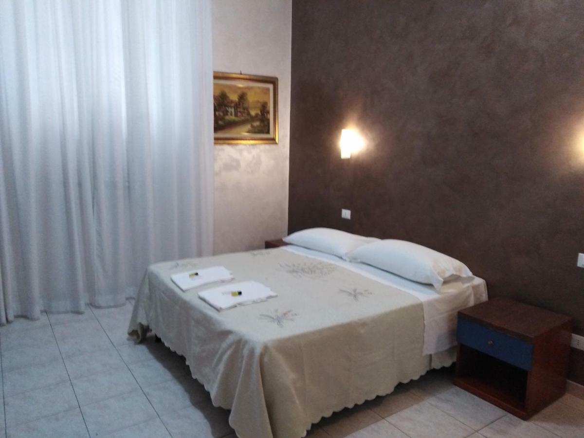Gloria Apartment Рим Екстериор снимка